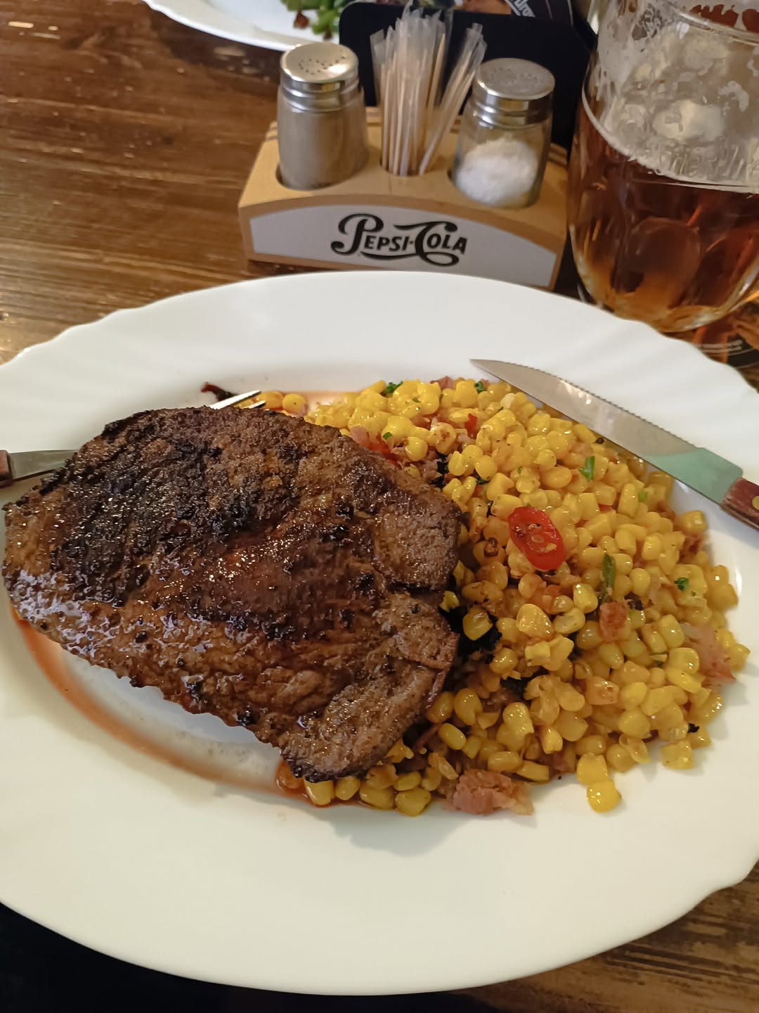 Hovězí steak s kukuřicí